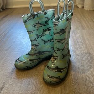 Western Chief, size 8 shark rain boots
